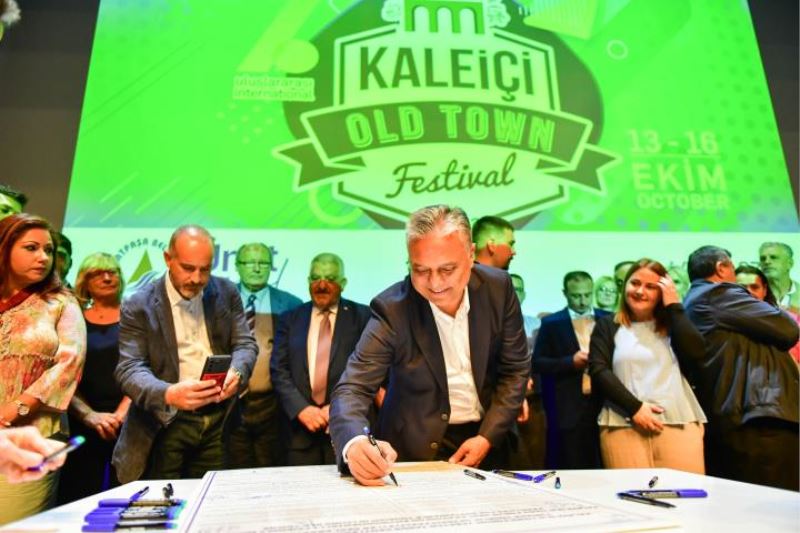 Kaleiçi’nden dünyaya mesaj