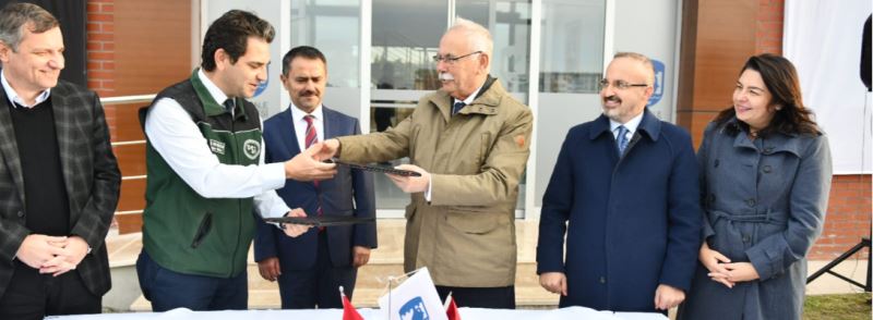 2. Kademe İçme Suyu Arıtma Tesisinin Devri İçin İmzalar Atıldı