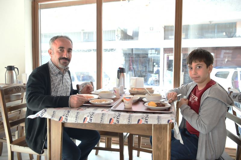 HALK RESTORAN’A VATANDAŞTAN TAM NOT
