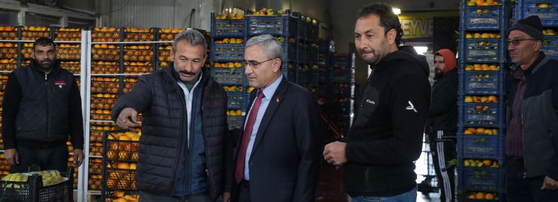 BAŞKAN IŞIK HAL ESNAFINI ZİYARET ETTİ