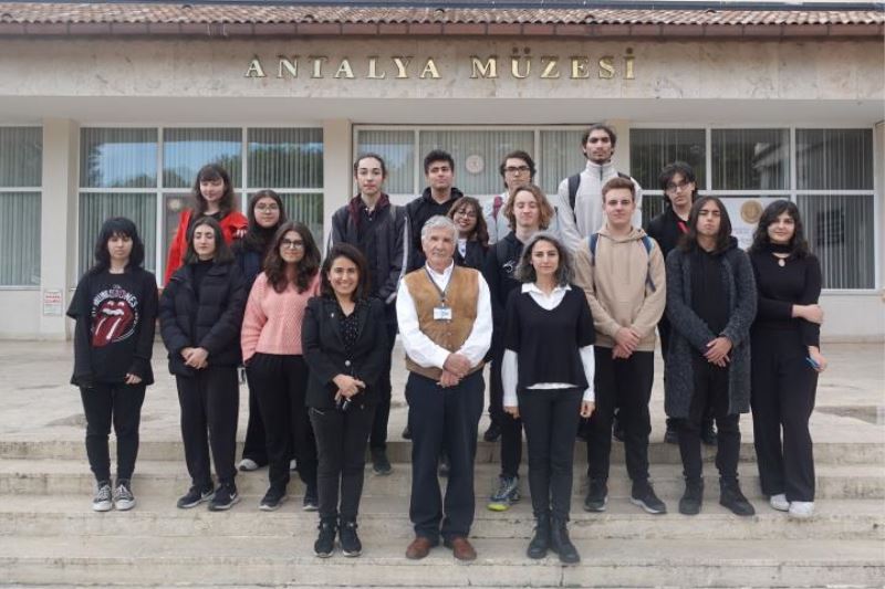 Proje Antalya Müzesi gezisiyle başladı