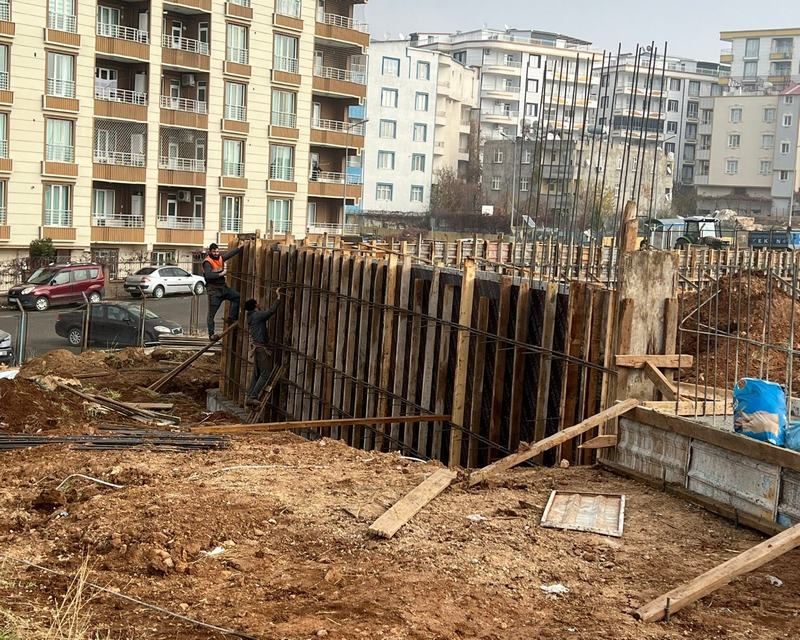 SİİRT BELEDİYESİ KENTE YENİ BİR SPOR KOMPLEKSİ DAHA KAZANDIRIYOR