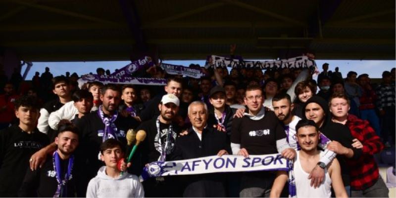 ZEYBEK BAŞKAN´DAN MAÇA DAVET