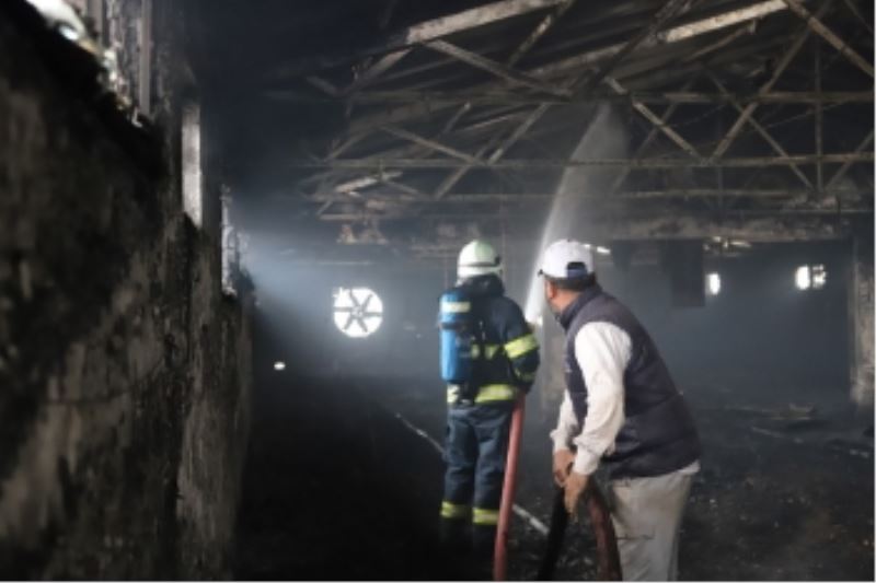 ÇİFTLİKTEKİ BÜYÜK YANGINA İTFAİYE YETİŞTİ