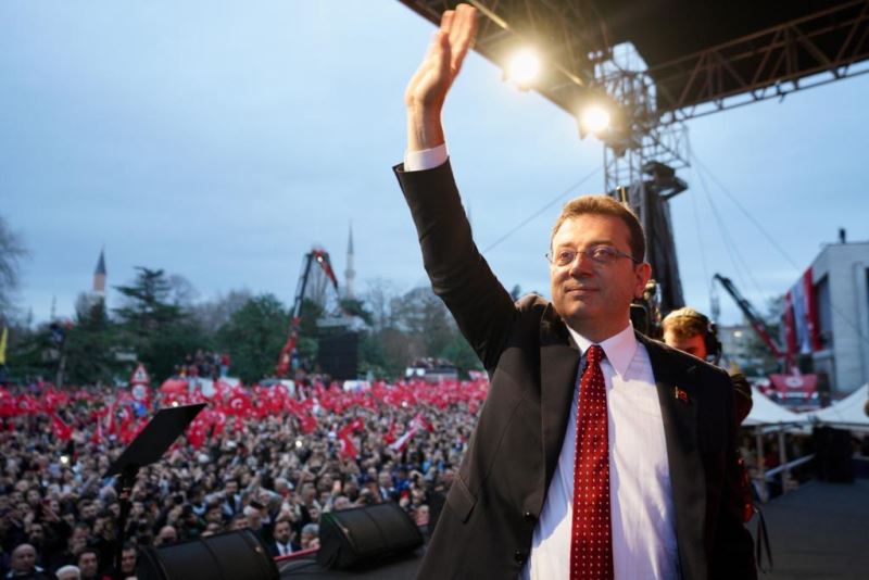 İMAMOĞLU’NA DÜNYADAN DESTEK YAĞDI “ÖZGÜRLÜK HAPİSHANEDE, KUŞ KAFESTE YAŞAMAZ” “DEMOKRATİK DÜNYA KAYITSIZ OLAMAZ” DÜNYANIN GÖZÜ İSTANBUL’DA