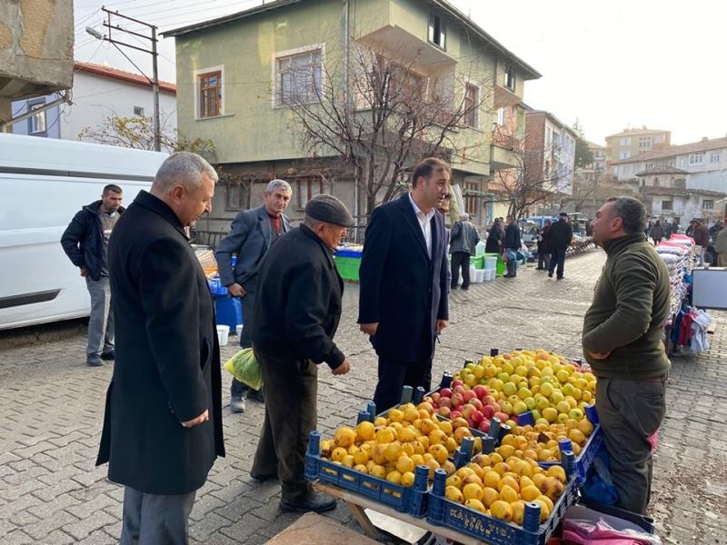 Sezen ve Dağaşan ‘dan Pazar Ziyareti