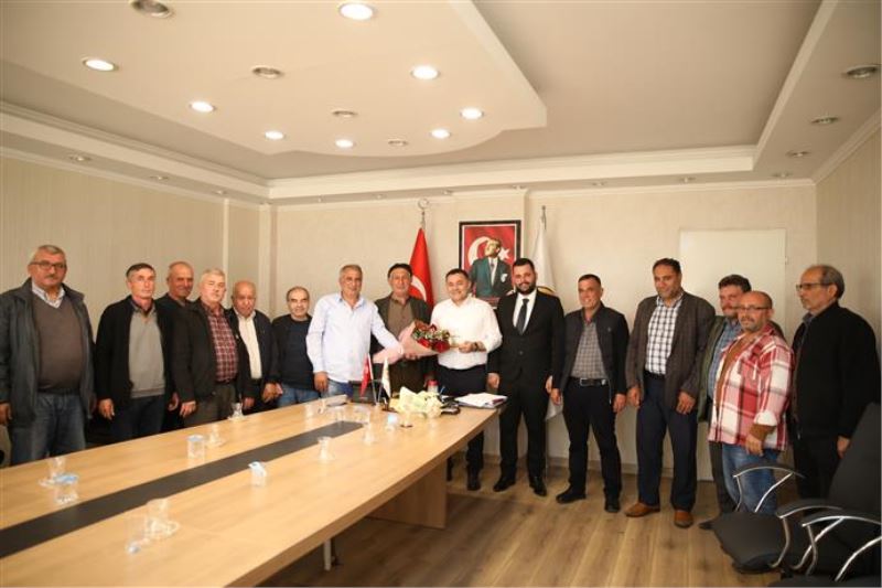 VATANDAŞLARDAN BAŞKAN YÜCEL’E TEŞEKKÜR ZİYARETİ