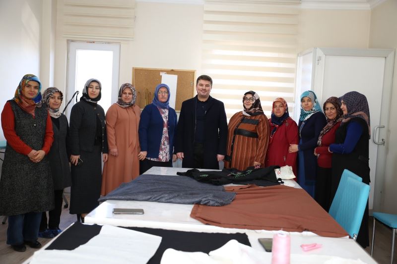 AKMEK VE KADIN AKTİVİTE MERKEZLERİ’NİN ÜYE SAYISI 148 BİN 841 KİŞİYE ULAŞTI