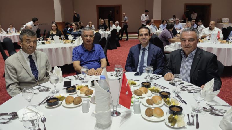 TURİZMCİLER KETOB’UN YEMEK PROGRAMINDA BULUŞTU