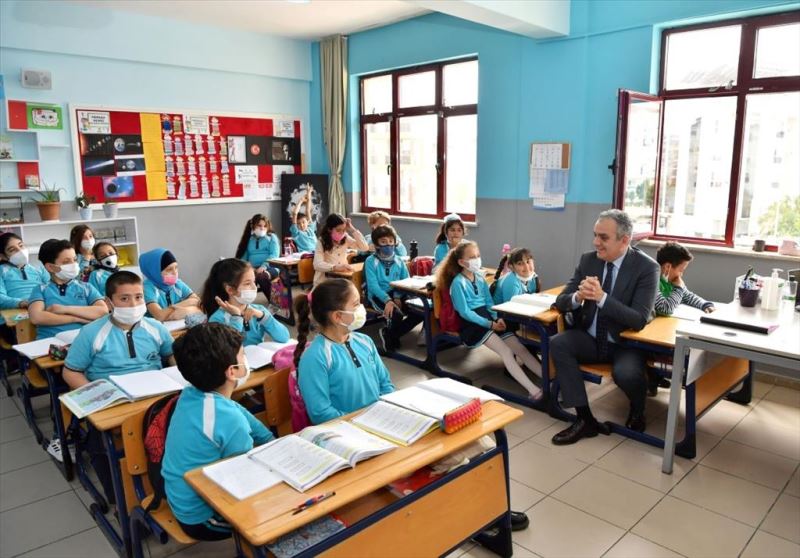 Konyaaltı’nda okullar yeni döneme hazır