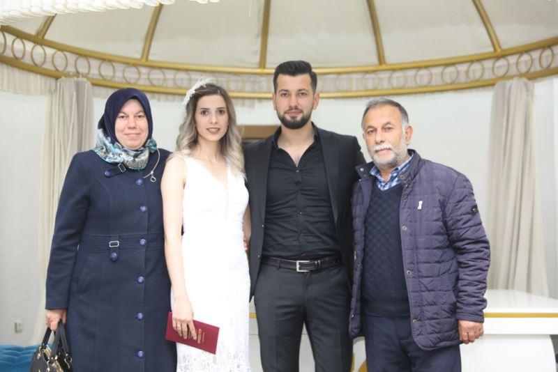 KOCASİNAN, 2022 YILINDA 3 BİN 138 MUTLU EVLİLİĞİN TEMELİNİ ATTI