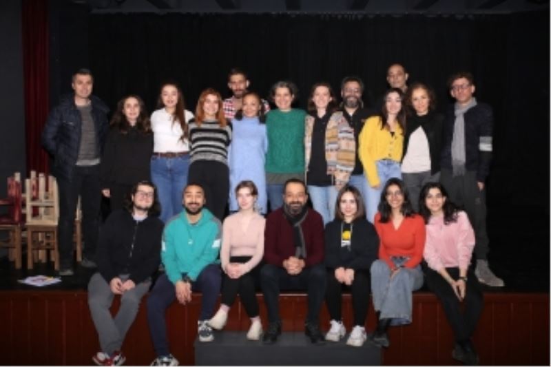 GENÇLİK SAHNESİ TİYATRO EĞİTİMLERİ BAŞLADI