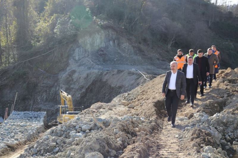 DAĞBAŞI ISIRLIK BAĞLANTI YOLUNDA ÇALIŞMALAR DEVAM EDİYOR