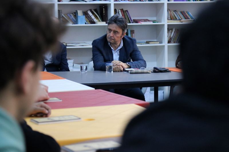 Büyükşehir’in takvimi keyifli geçiyor Nevzat Sazak’tan gençlere önemli tavsiye