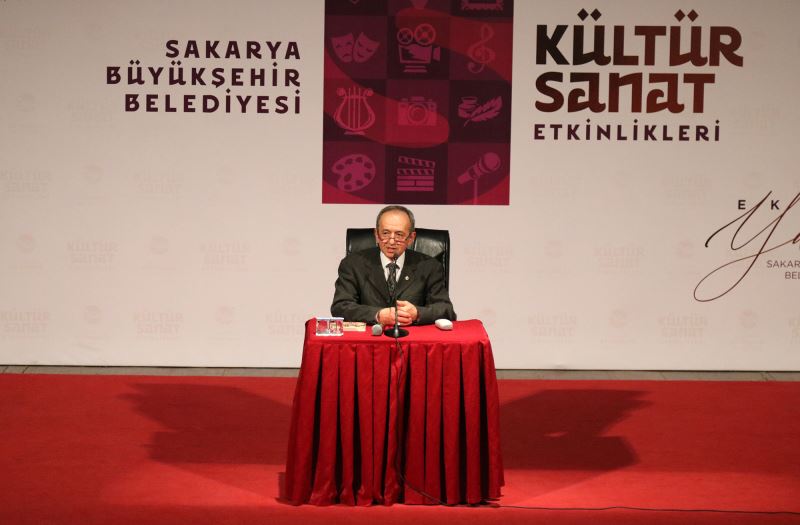 Yazar Yalsızuçanlar Sakaryalı okurlarıyla buluştu