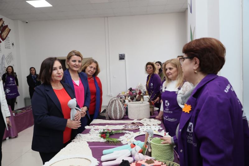 SELVİ KILIÇDAROĞLU, İZGİM’DE ÜRETİCİ KADINLARLA BULUŞTU
