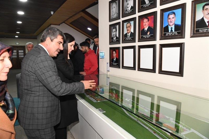AK PARTİ GENEL BAŞKAN YARDIMCISI KARAASLAN’DAN MUŞ BELEDIYESI’NE NEZAKET ZİYARETİ