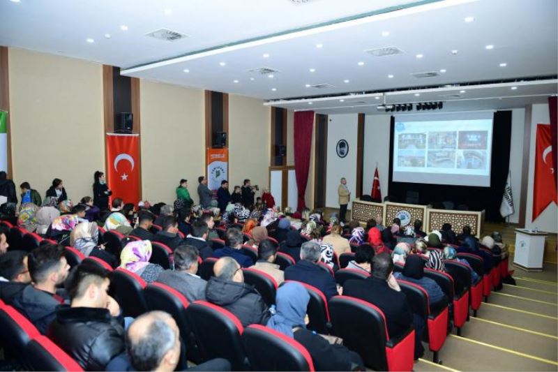 “İlçemizdeki Büyük Değişimde Kadınlarımız ve Gençlerimizin Rolü Büyük”