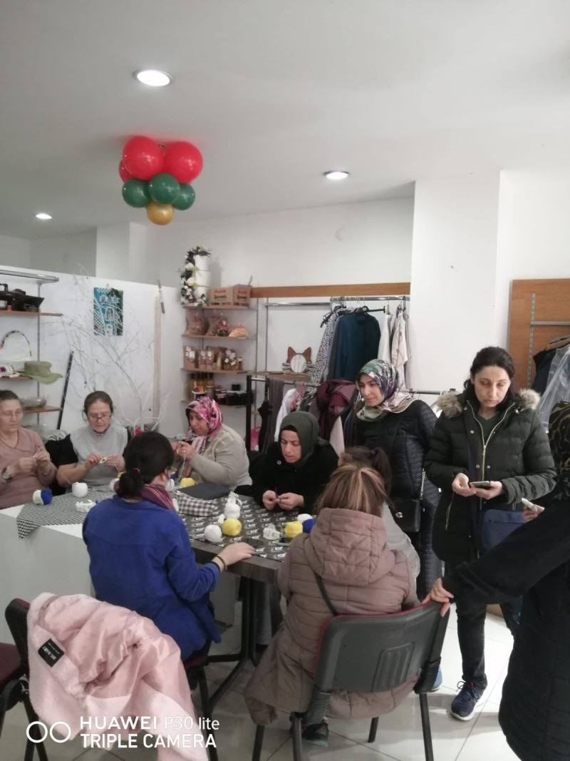 ÇINAR KADIN KOOPERATİFİ EVDEN İŞ İMKANI İLE 2 BİN KADINA DESTEK SUNDU