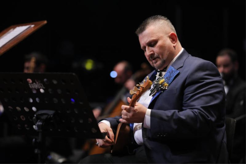 Büyükşehir Belediyesi’nden Türkü Ziyafeti