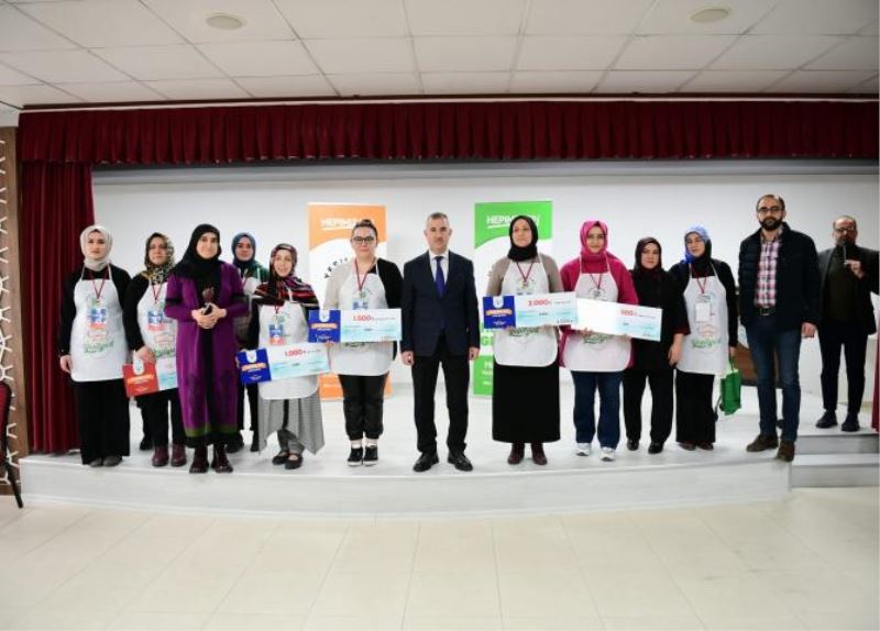 Sanat Eseri Kayısılı Pastalar Ödüllendirildi