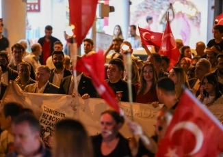 Buca’da 100. yıla yakışır kutlama