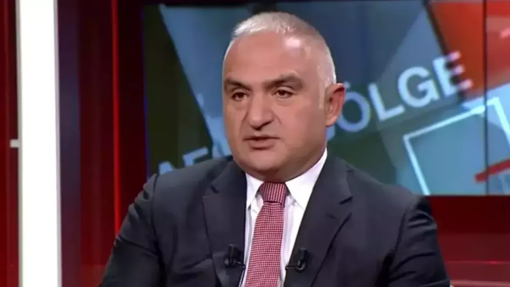 BAKAN ERSOY.. ‘ANTALYA’DA HİZMET ÜRETEMEYENLER ÇOK İYİ ALGI ÜRETİYOR’