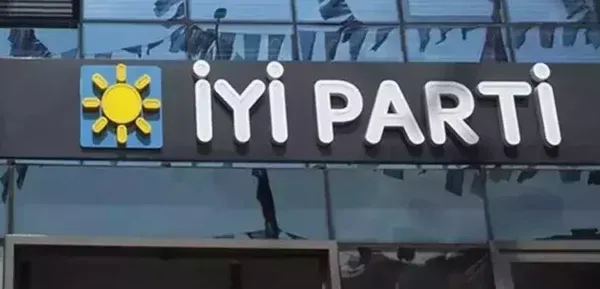 İYİ PARTİ’DE İSTİFA KRİZİ BÜYÜYOR.. 6 İBB MECLİS ÜYESİ PARTİDEN AYRILDI