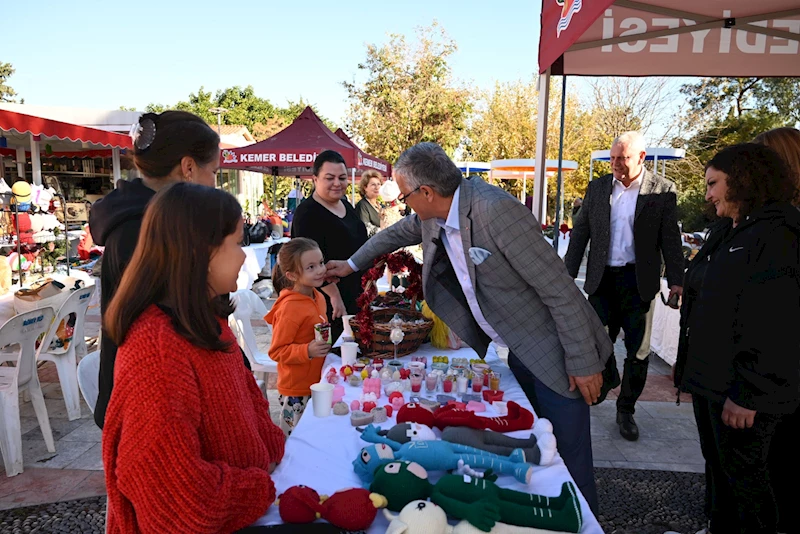 Kemer’de “Üreten ev hanımları kermesi”