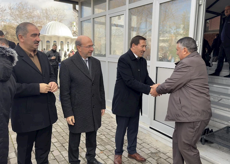 BAŞKAN KILCA İLE BAŞKAN PEKYATIRMACI, CUMA BULUŞMALARI KAPSAMINDA VATANDAŞLARLA BİR ARAYA GELDİ