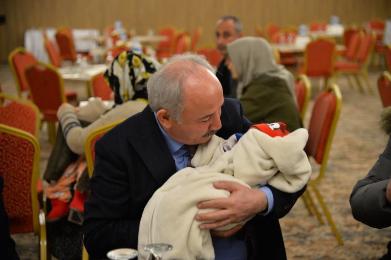 TRABZON DEPREMZEDELERE KUCAK AÇTI