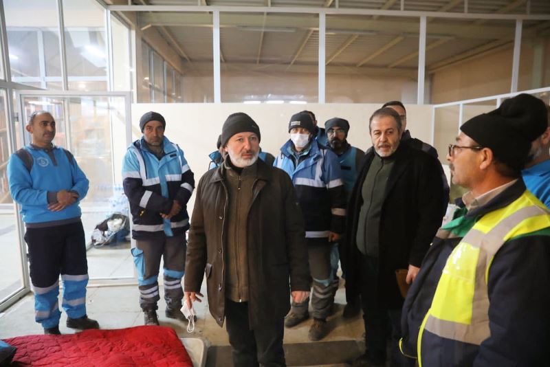 BAŞKAN ÇOLAKBAYRAKDAR; “TÜRKİYE OLARAK, TÜM YARALARI HEP BİRLİKTE SARACAĞIZ”