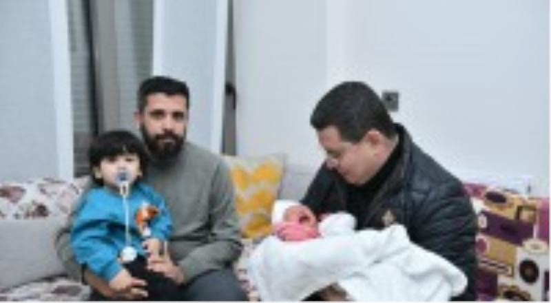 Tütüncü, Antalya’ya gelen depremzedeleri ziyaret etti