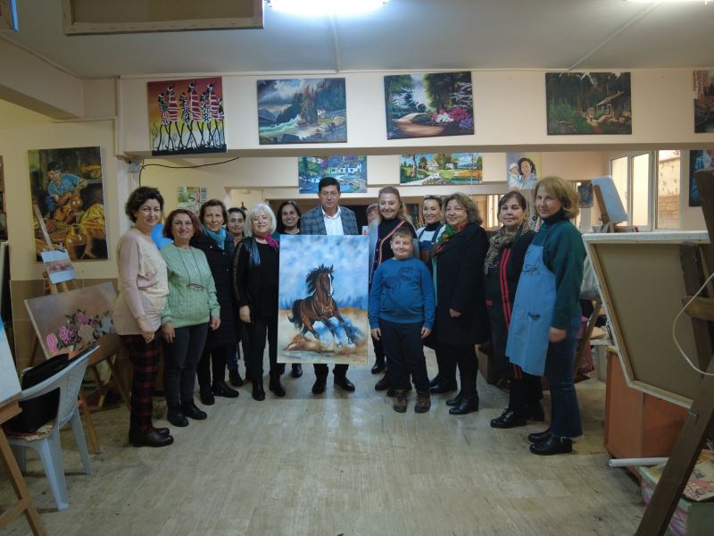 SANAT ŞEHRİ NAZİLLİ   Nazilli Belediyesi’nin sanat kurslarına yıl boyu yoğun ilgi