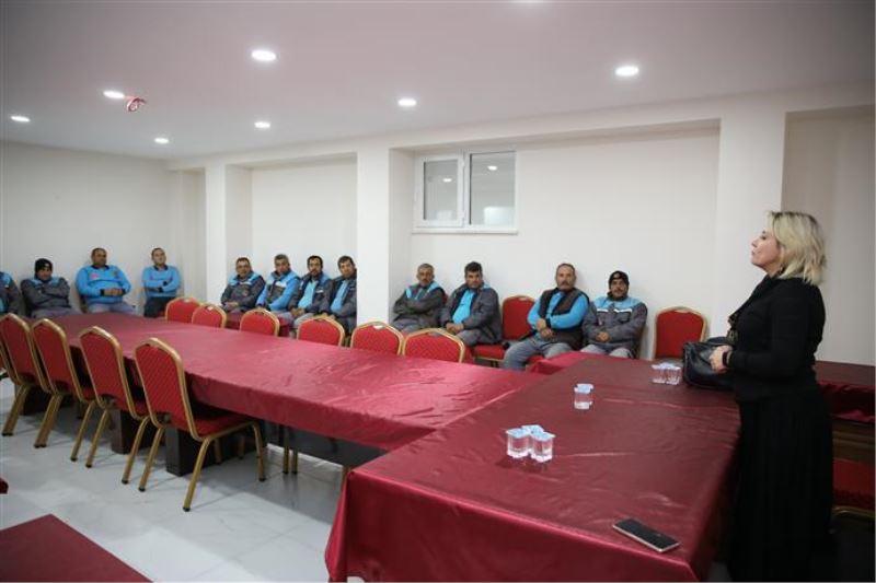 ALANYA BELEDİYE PERSONELİNE KADINA KARŞI ŞİDDETLE MÜCADELE EĞİTİMİ