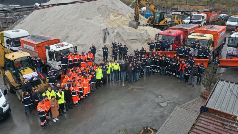 BAĞCILAR BELEDİYESİ KARLA MÜCADELE TİMİ GÖREVE HAZIR