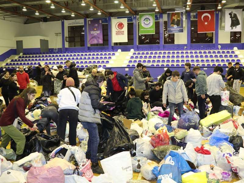 ESKİŞEHİR ODUNPAZARI’NDAN DEPREM BÖLGESİNE DESTEK