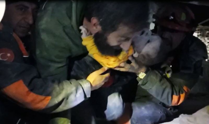 HELEN BEBEK 68 SAAT SONRA KURTARILDI