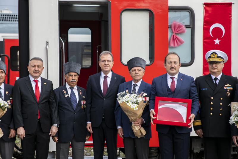 Atatürk’ün Mersin’e Gelişinin 100. Yıl Dönümü Törenle Anıldı