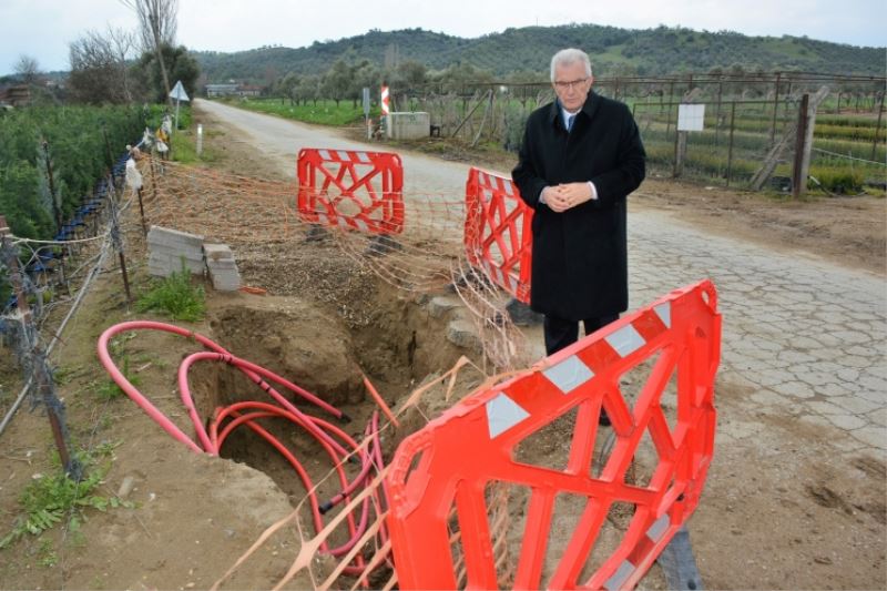 Başkan Eriş, İlçede Devam Eden Elektrik Altyapı Çalışmalarını İnceledi