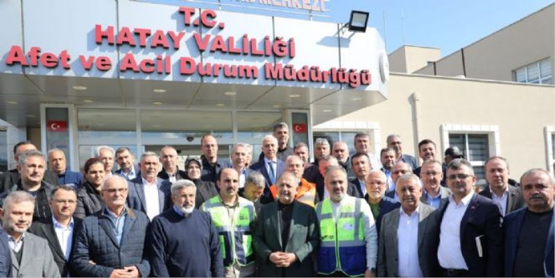 ZEYBEK BAŞKAN AFET BÖLGESİ İSKENDERUN´DA