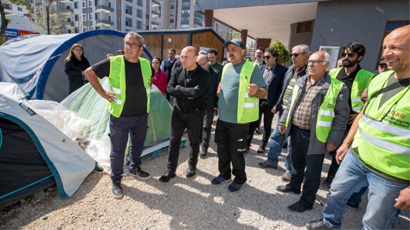 Başkan Soyer Hatay’da İzmir Dayanışma Gönüllüleri