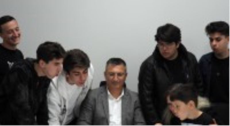 Bilim şampiyonlarına kutlama