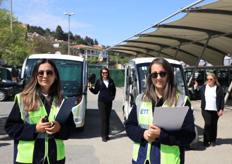ADALAR’DA ULAŞIMI KADINLAR YÖNETİYOR
