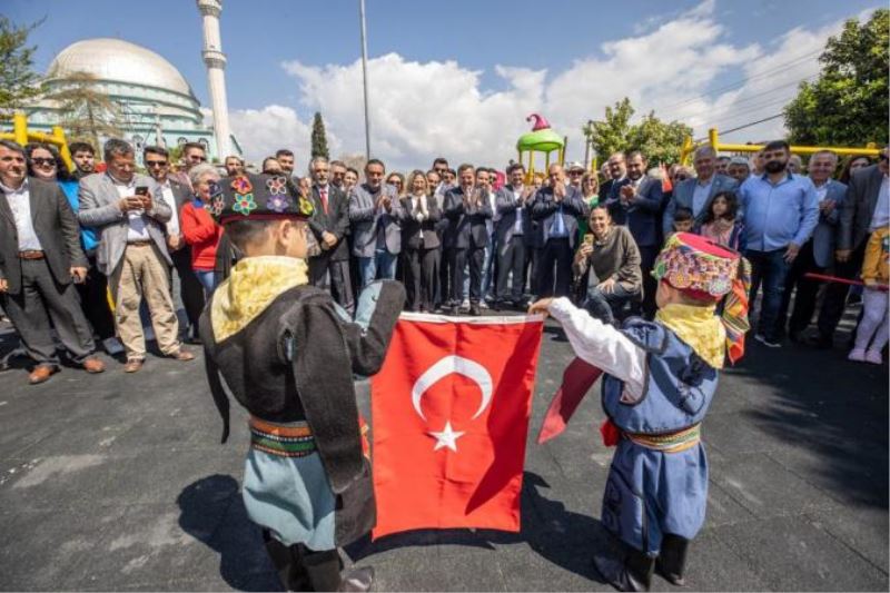 Konak’ta 23 Nisan’a Coşkulu Kutlama