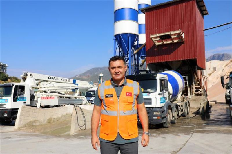 BAŞKAN YÜCEL 1 MAYIS EMEK VE DAYANIŞMA GÜNÜ’NÜ KUTLADI