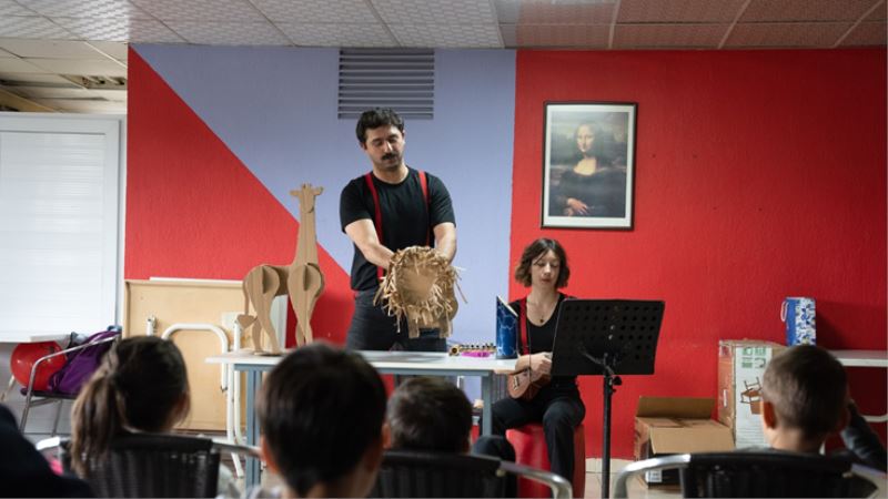 İzBBŞT’den depremzede çocuklara özel oyun