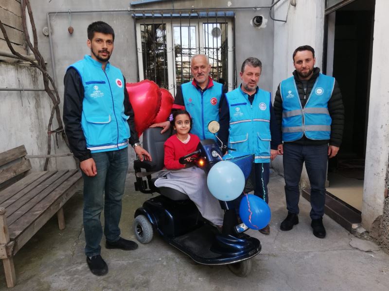 BAŞKAN ZORLUOĞLU’NDAN DEPREMZEDE BUĞLEM’E SÜRPRİZ