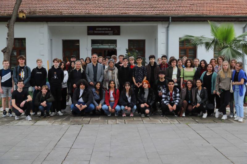Hollandalı öğrencilerden inovasyon merkezine ziyaret
