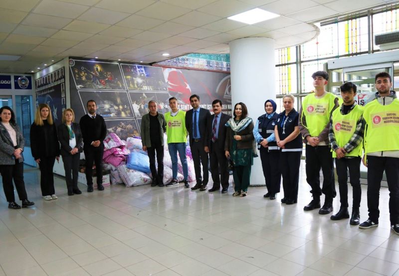 Kardeş Pakistan’dan anlamlı bağış